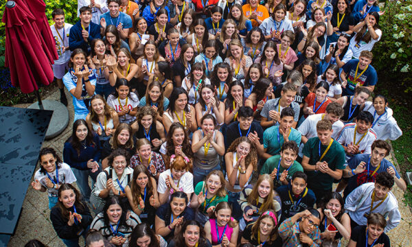 Promo ’22 — Départ à l’étranger — Les Papillons Prune Pailleté